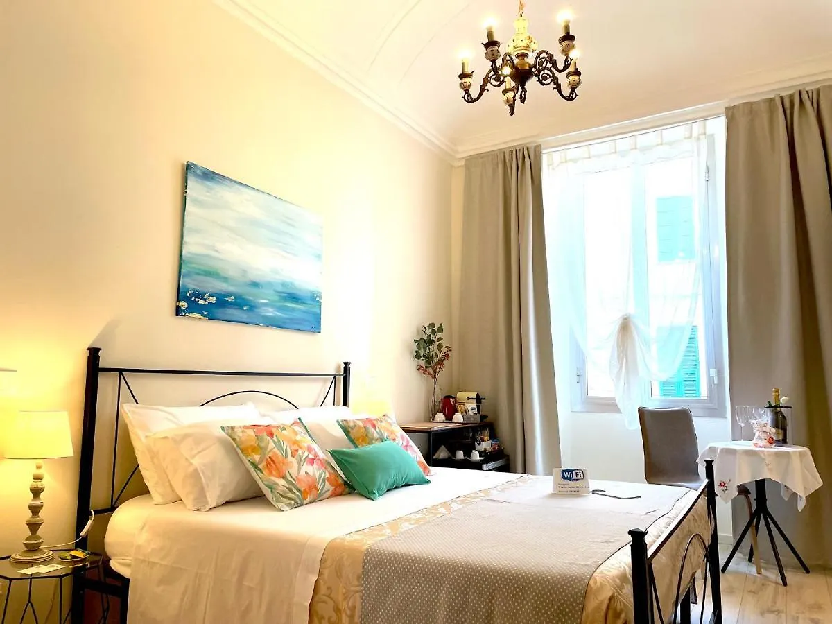 Hotel R&B Sterlizia Finale Ligure Italien